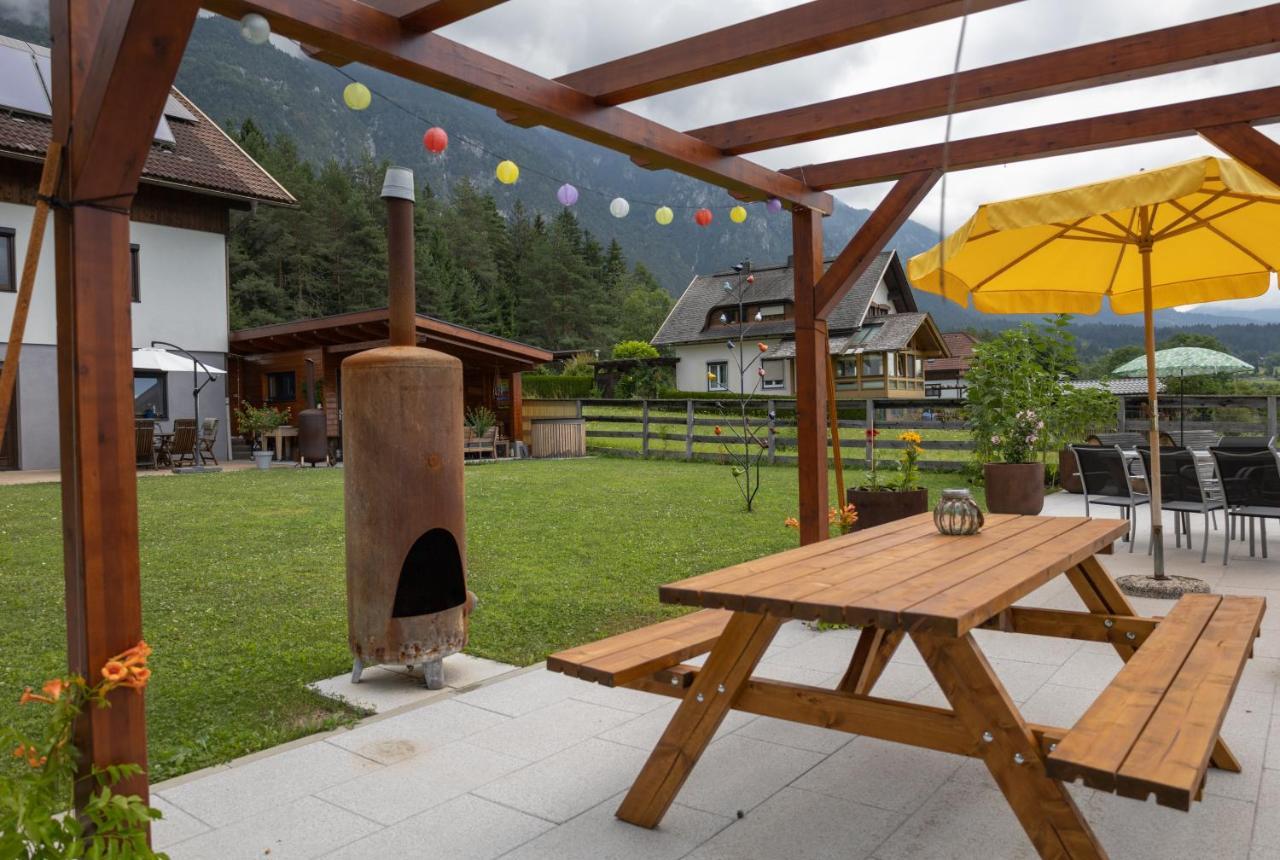 Apartamento Tom's Hütte Presseggersee Exterior foto